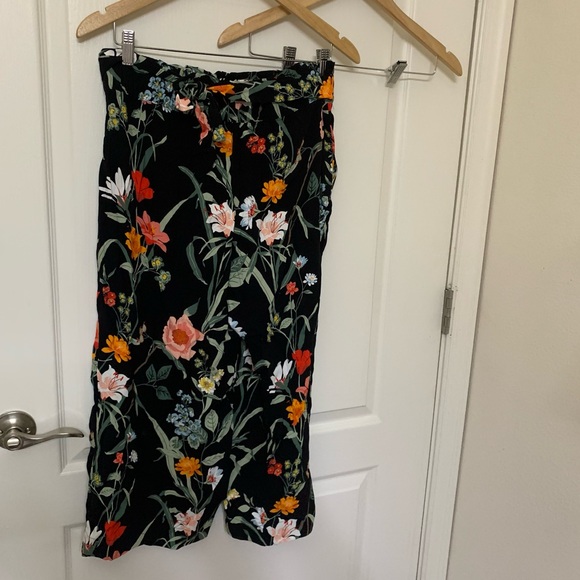 Petite LOFT Cropped Pant - Picture 2 of 7